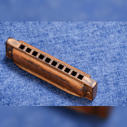 Harmonica image