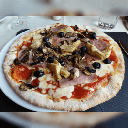 Pizza Capricciosa image
