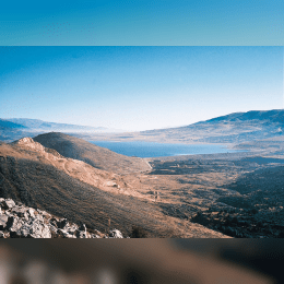 Lake Qaraoun image