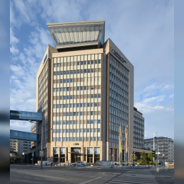 Raiffeisen Bank International (RBI) image