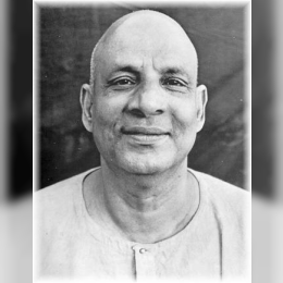 Swami Sivananda image