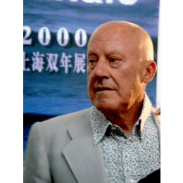 Norman Foster image