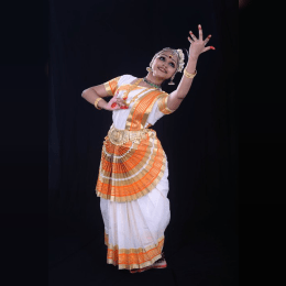 Mohiniyattam image